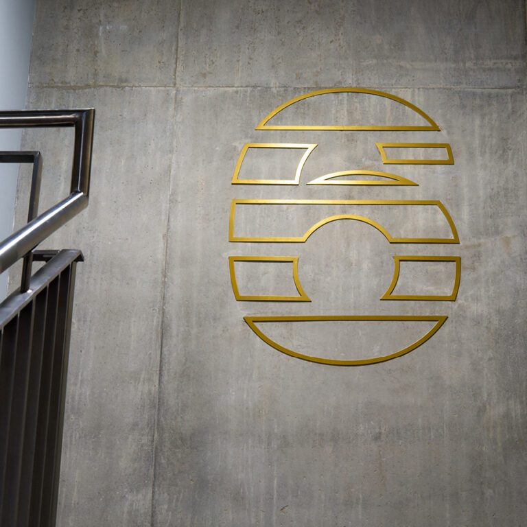 SEA_Web_Circus_Street_Signage_Half_09